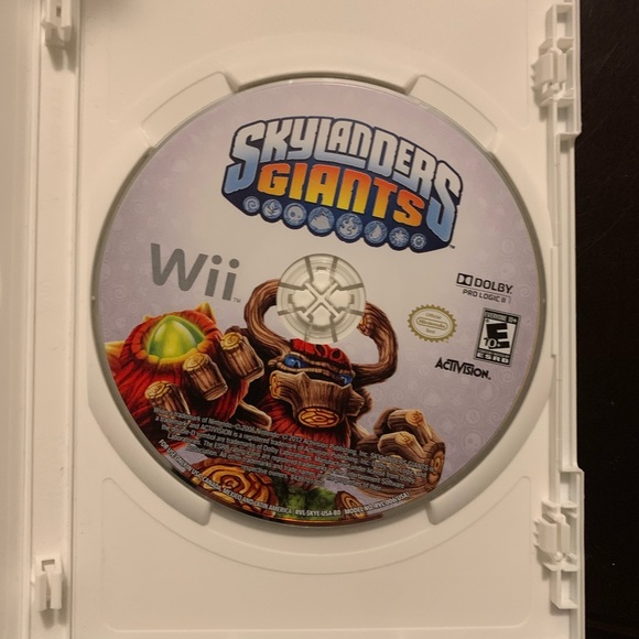 Skylanders Giants Bundle Wii - Picture 3 of 3